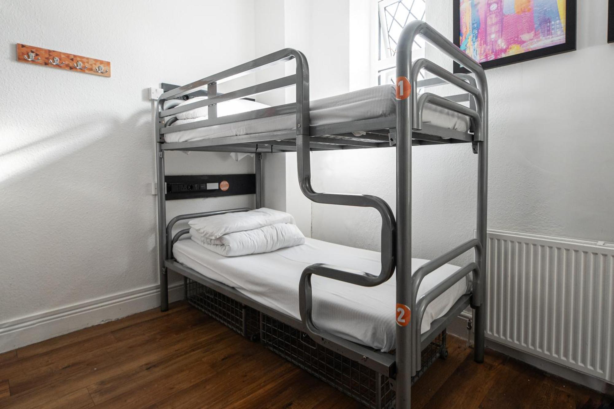 Bed in 8-Bed Mixed Dormitory Room