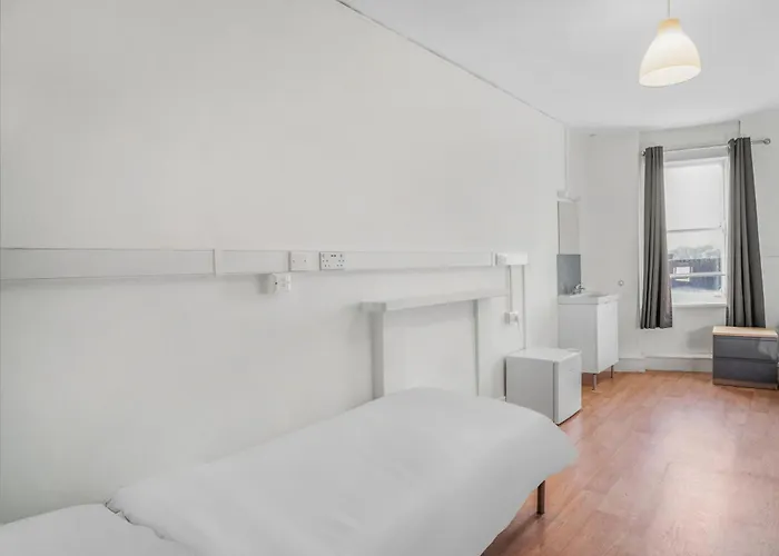 Halpin House Hostel London
